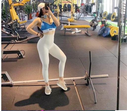 健身女被主人調教記錄~微信記錄很刺激~身材確實不錯! 