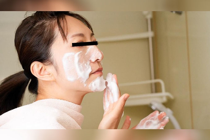 素颜熟女～美园小姐的真面目～