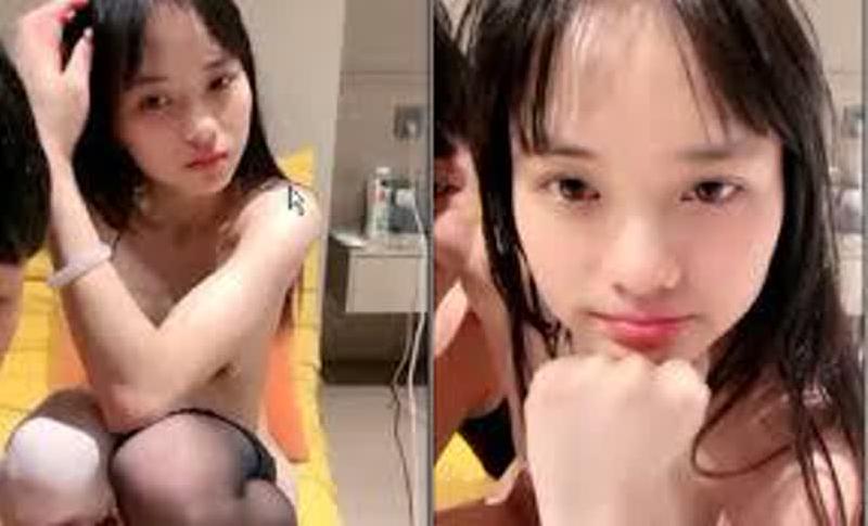 和年轻长发女友玩穴白虎嫩逼蝴蝶逼舌头挑逗无套打桩机