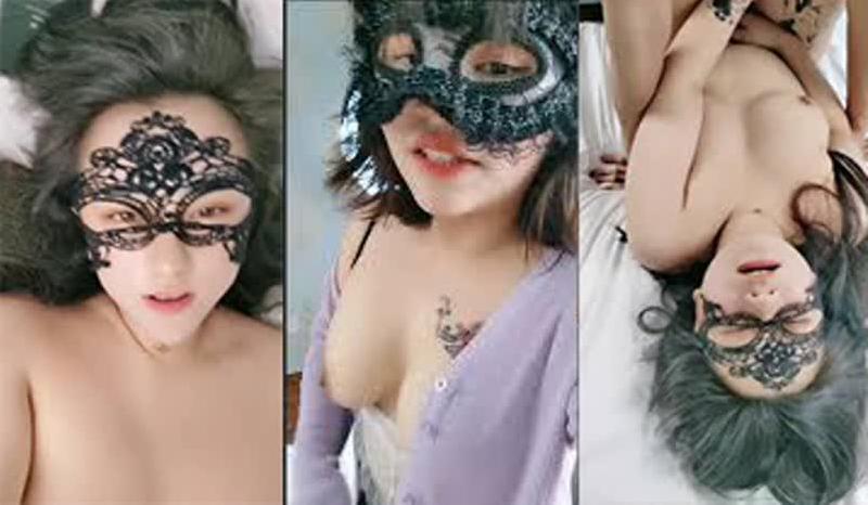 一只小狐仙精彩4P大秀跟好姐妹一起让三个男人玩弄调情淫声荡语互动狼友撩骚吃奶舔逼口交大鸡巴各种草