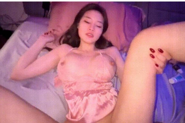 坚挺美乳女神艾熙aixiaixi付费福利