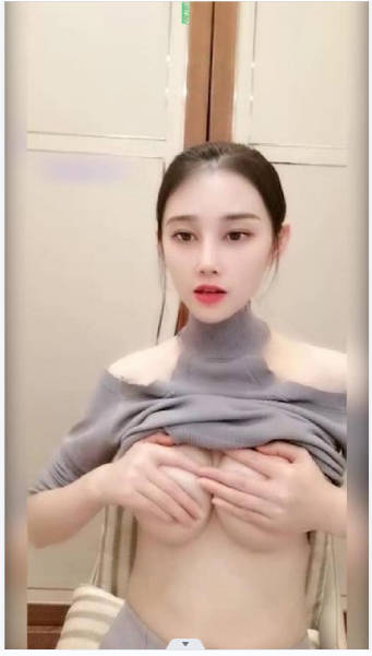 很高级的女神，如果她去当空姐，保证是飞机上的焦点 】 