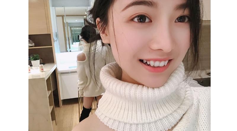 罵男友的小嘴 吃富戶的大鳥 (附罵男友視頻) 