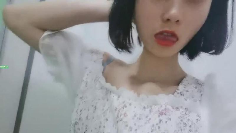 我的清纯反差小女友完整版流出人前女神人后母狗的真实面目 