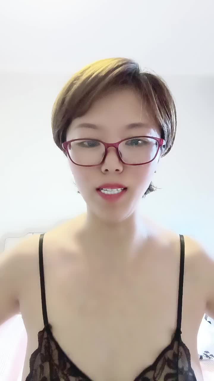 二零二三七月三号_鞋底媚娘