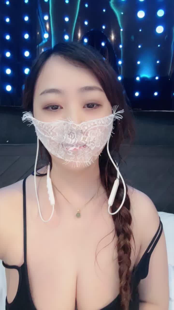 二零二五八月十四号_白领的秘密1