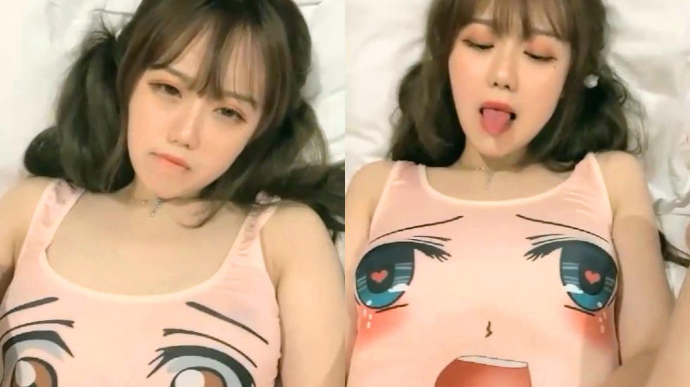 橙橙小萝莉情趣装 爆操玩弄小鲍鱼 