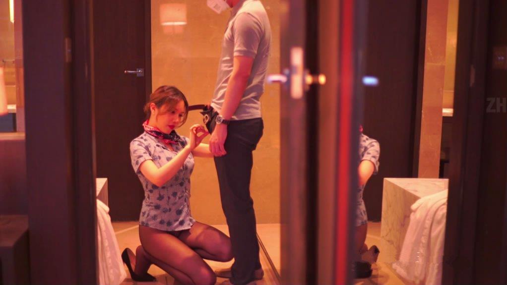 私人定制空姐兼职外围女黄某然酒店给富二代提供特殊服务  