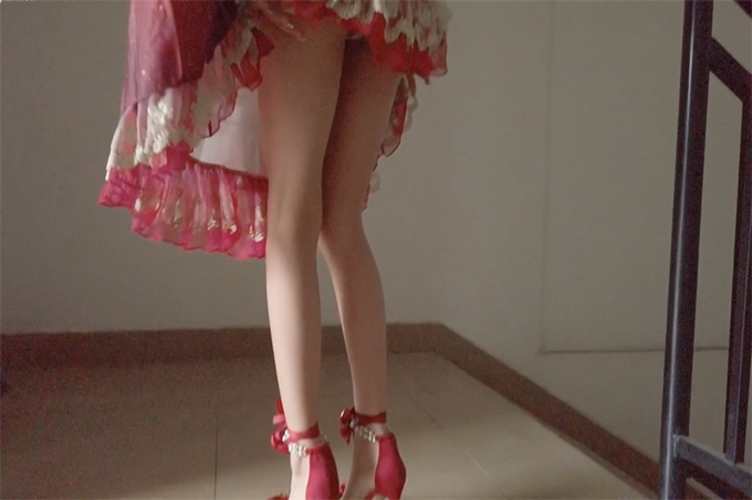 【极品性爱制服诱惑】推特大神TL 00后洛丽塔女友最新千元露脸定制②无套爆操纯正萝莉型 