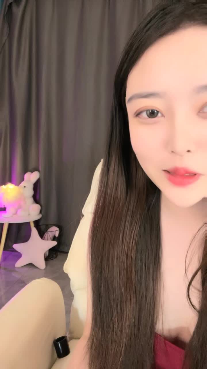 二零二三六月一号精选直播小美后妈