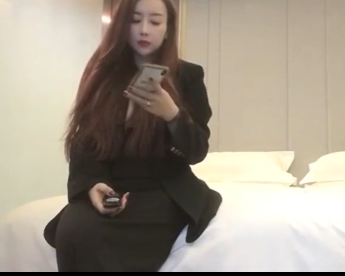 长发气质援交外围大蜜 激情浪操 口爆射精 