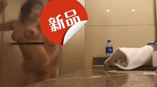 极品身材爆奶白领骚货背着男友被我当越野车开人前人模狗样床上淫水泛滥