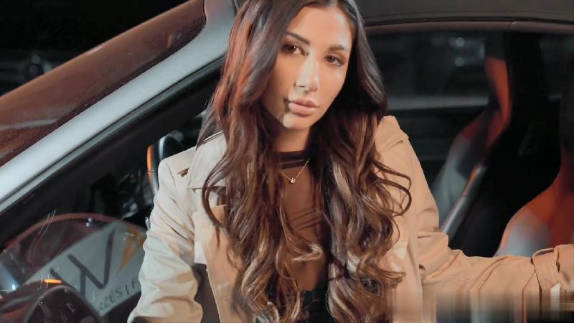 [黑人超大屌]終極壞蛋 Gianna Dior [歐美][blacked]