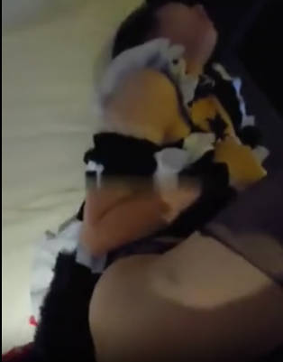 情趣女僕裝開檔絲襪後入狂野性感伺