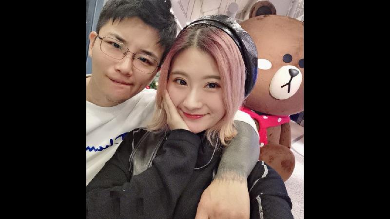 [台灣外流] 某高校美女林歡貌似吃藥後和社會混混男友性愛視頻