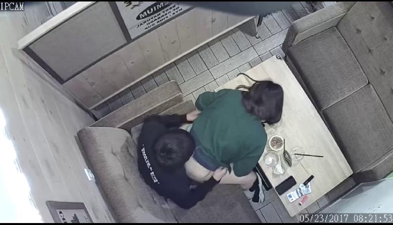 情侣在这也没吃啥呀，这地方刺激？