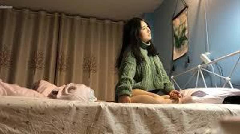 极品醉酒露脸口交大J8享受激情后入顶撞呻吟