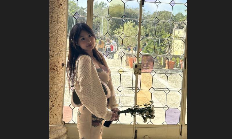 極品高顔值巨乳反差大學生被包養